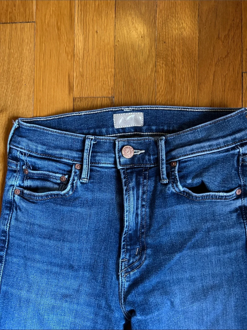 MOTHER JEANS BOOTCUT “ THE OUTSIDER SNEAK” 25 DARK AND STORMY NIGHT WORN ONCE